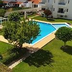 Bel 2 Au Coeur D'albufeira, Proche De La Magnifique De Oura Et Des Loisirs דירה *