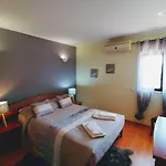 Bel 2 Au Coeur D'albufeira, Proche De La Magnifique De Oura Et Des Loisirs דירה